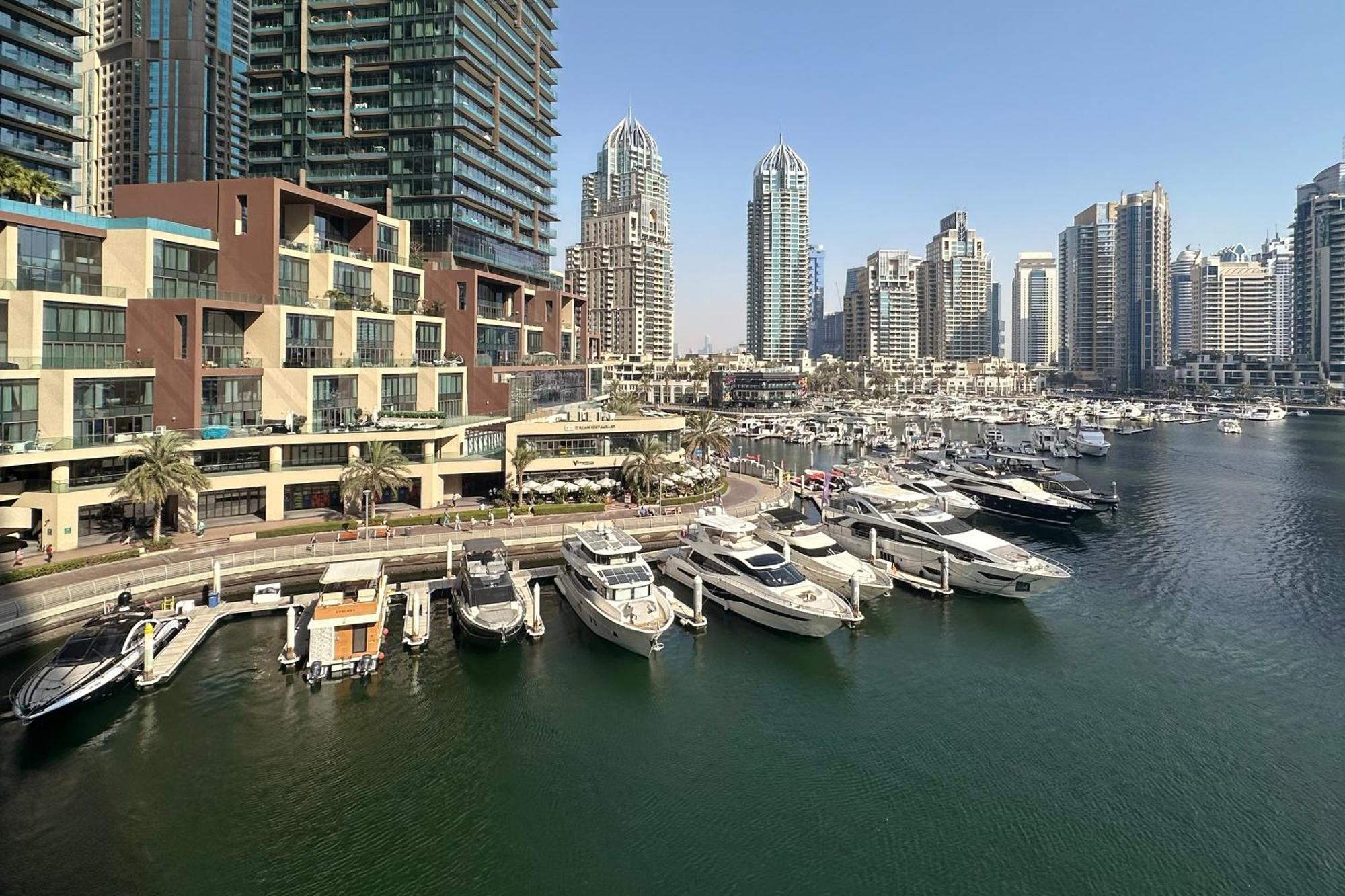 Apartment Maison Privee - Sleek In Marina Famous Twisting Tower *